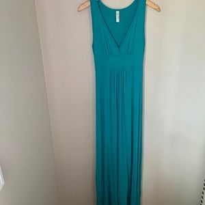 Loveappella V-Neck Jersey Maxi Dress in Teal